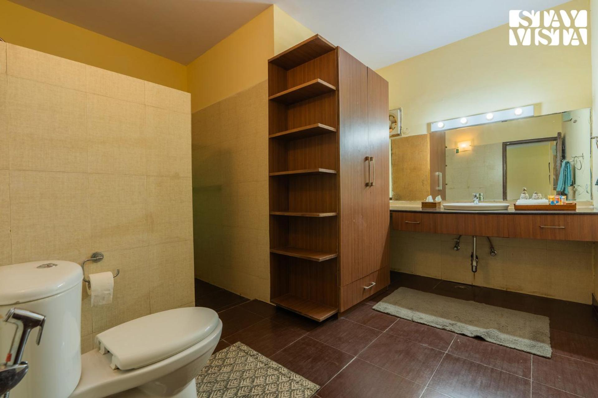 Stayvista At Hillcrest Villa With Valley View, Bonfire And Heater 카사울리 외부 사진